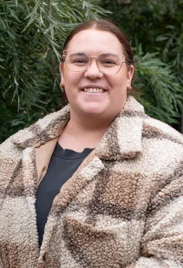 Portrait of Sarah W, educator at Starfish ELC Reservoir