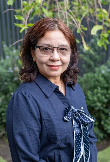 Portrait of SiSi, educator at Starfish ELC Essendon