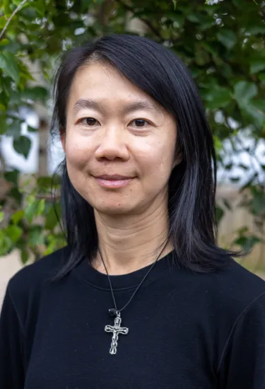 Portrait of Yenda, educator at Starfish ELC Nunawading